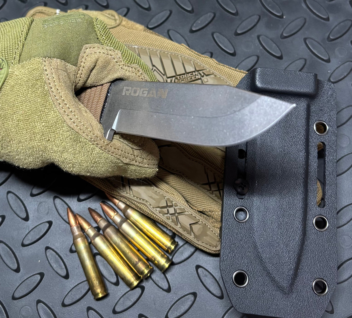 ROGAN Field Knife (RFK-PRO) Comes with sheath and belt clip.
