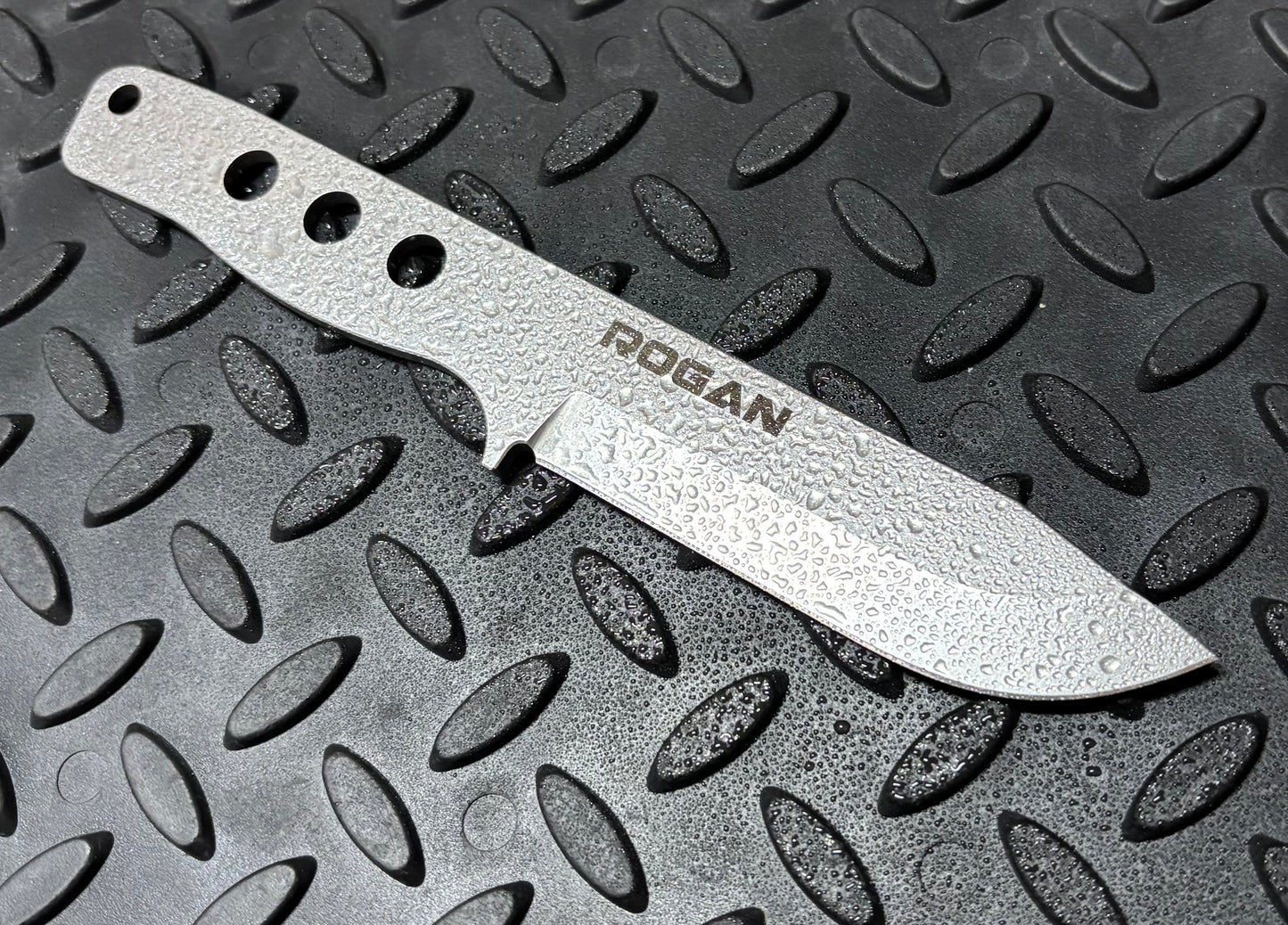 ROGAN Field Knife (RFK-PRO) Comes with sheath and belt clip.